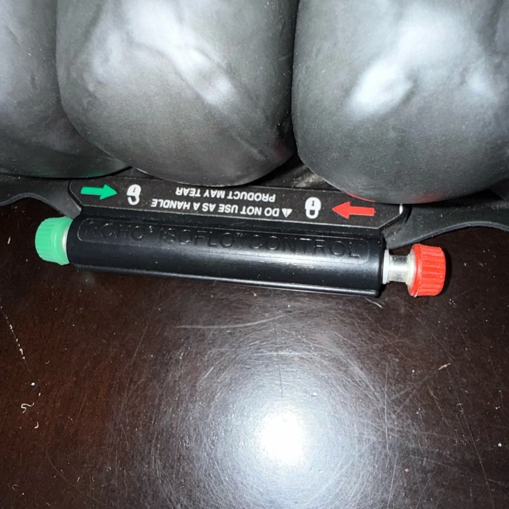 ROHO QUADTRO Select HIGH Profile Cushion - 16.00" x 17.00" x 4.25" - Picture 3 of 13